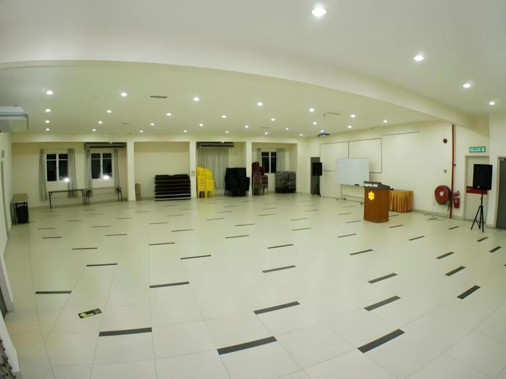 Cukai View Hotel Chukai Exterior foto
